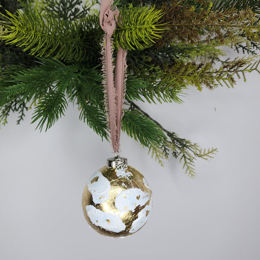 White Gold ornament 2023